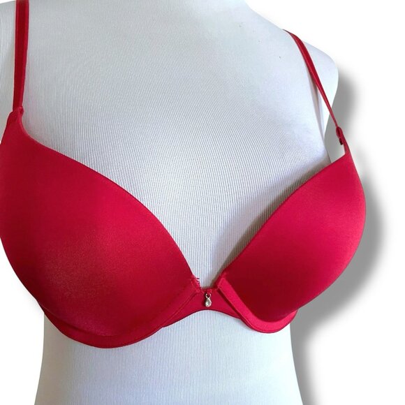 Montelle 36B Bra Red Satin Padded Push Up Underwire Valentines Day Christmas - Picture 2 of 7